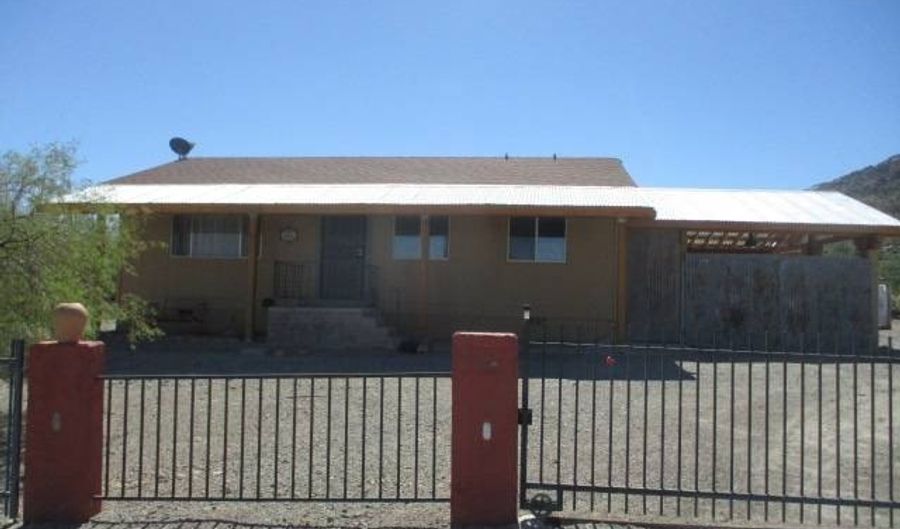 1101 W. Rocalla Ave, Ajo, AZ 85321 - 2 Beds, 3 Bath