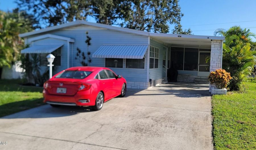 474 Marlin Cir, Barefoot Bay, FL 32976 - 2 Beds, 2 Bath