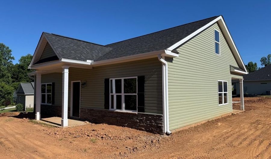 111 Big John Trl, Abbeville, SC 29620 - 3 Beds, 3 Bath
