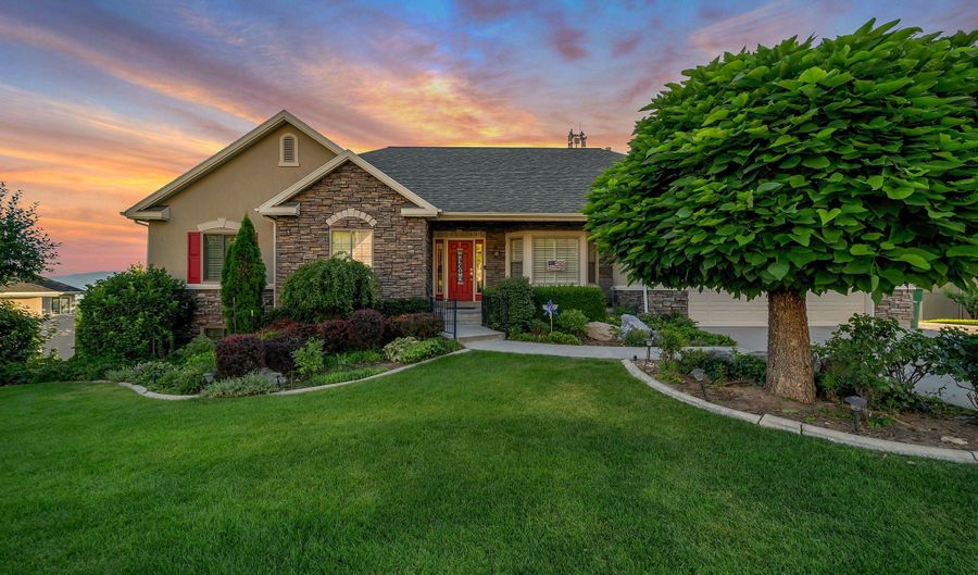 9157 N CANYON Hts, Cedar Hills, UT 84062 - 5 Beds, 3 Bath