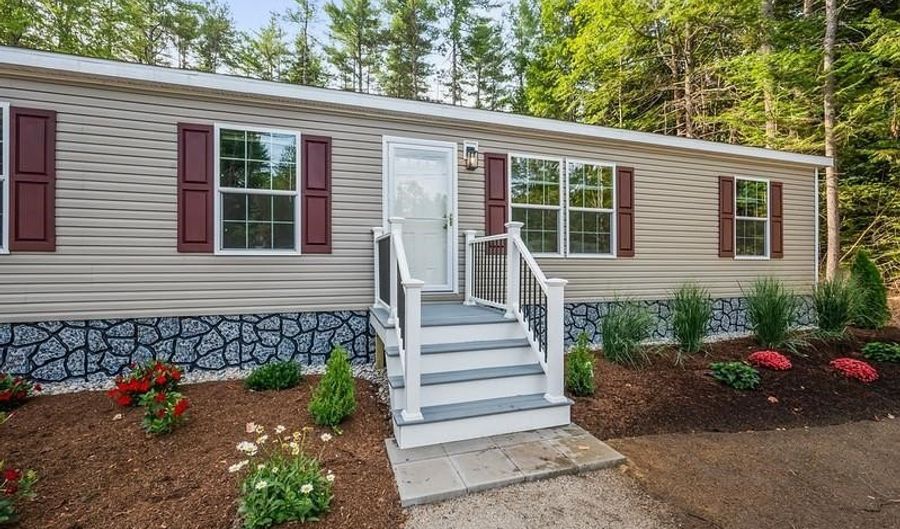 33 Old Bridge Ct, Effingham, NH 03882 - 3 Beds, 2 Bath