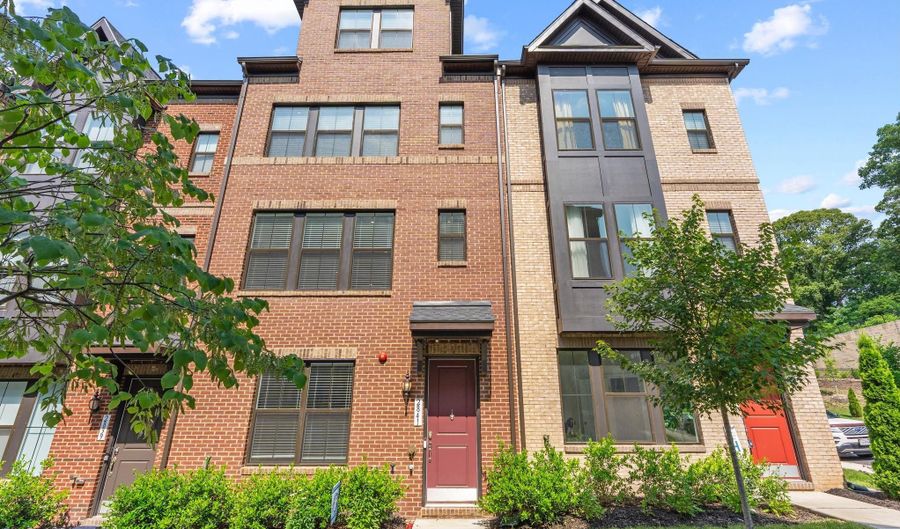 2841 HOKIE Ln, Alexandria, VA 22306 - 4 Beds, 5 Bath