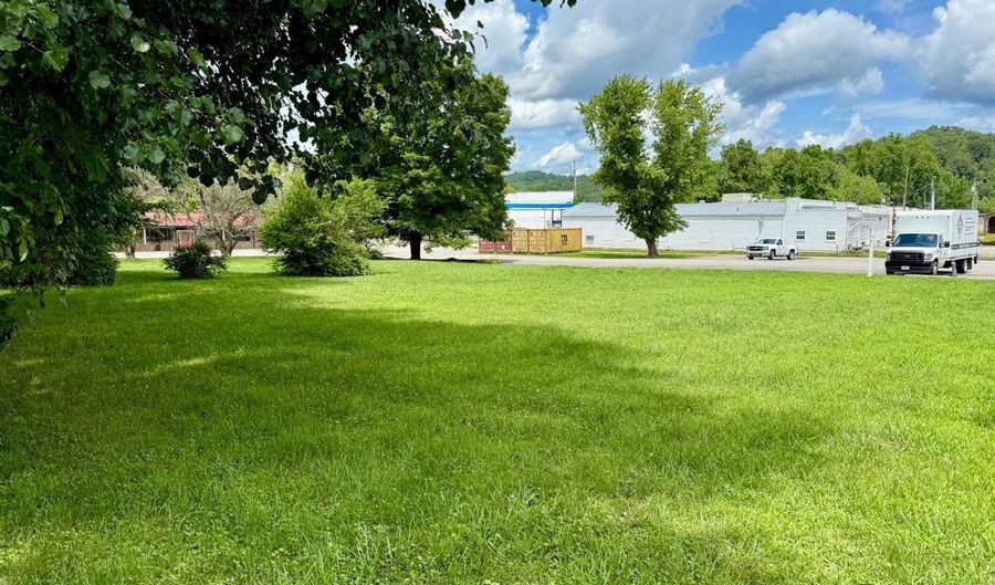 28 Lumber St, Beattyville, KY 41311 - 0 Beds, 0 Bath