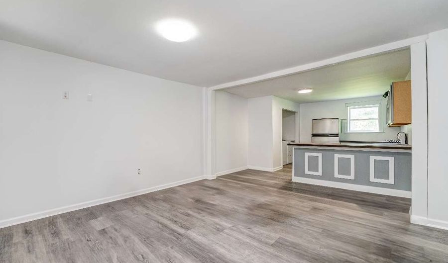 4494 Old Summerville Rd, Armuchee, GA 30105 - 5 Beds, 2 Bath