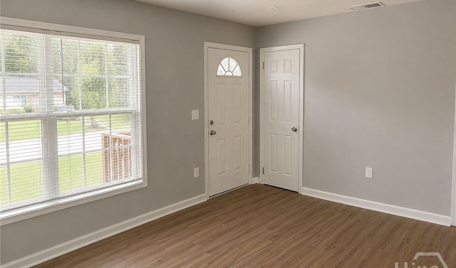 430 Martin Cir, Athens, GA 30601 - 3 Beds, 2 Bath
