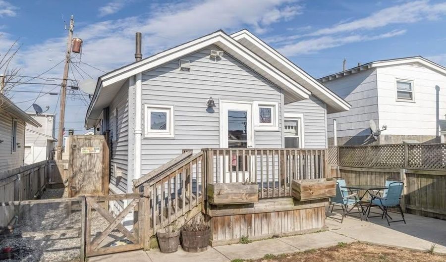 612 Wisteria Rd, Atlantic City, NJ 08401 - 2 Beds, 1 Bath