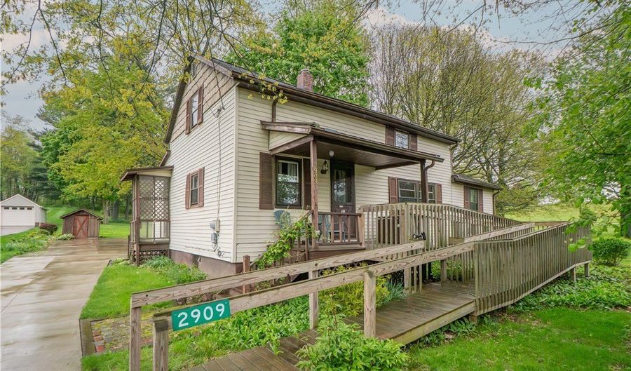 2909 Sanitarium Rd, Akron, OH 44312 - 2 Beds, 1 Bath