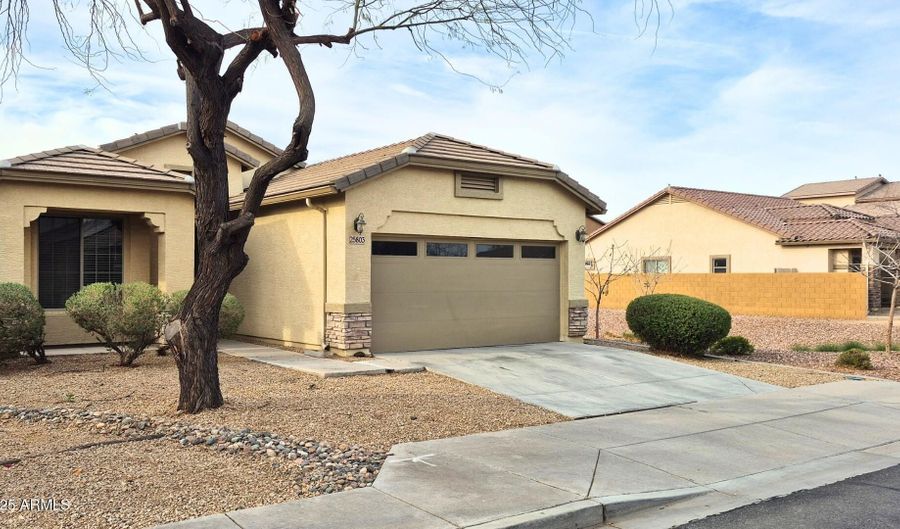 25803 W PLEASANT Ln, Buckeye, AZ 85326 - 3 Beds, 2 Bath