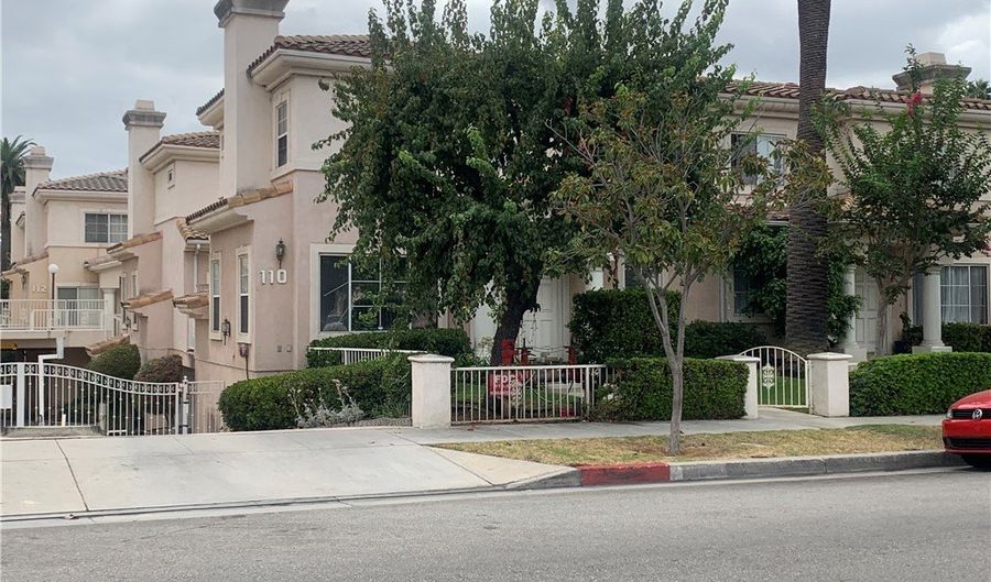 110 N Marengo Ave D, Alhambra, CA 91801 - 3 Beds, 3 Bath