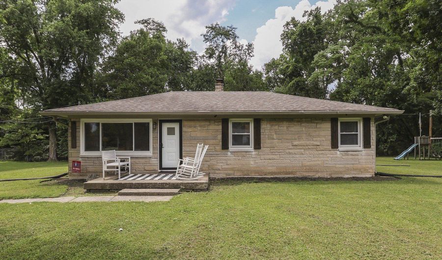 3424 Mount Vernon Pl, Indianapolis, IN 46217 - 3 Beds, 1 Bath