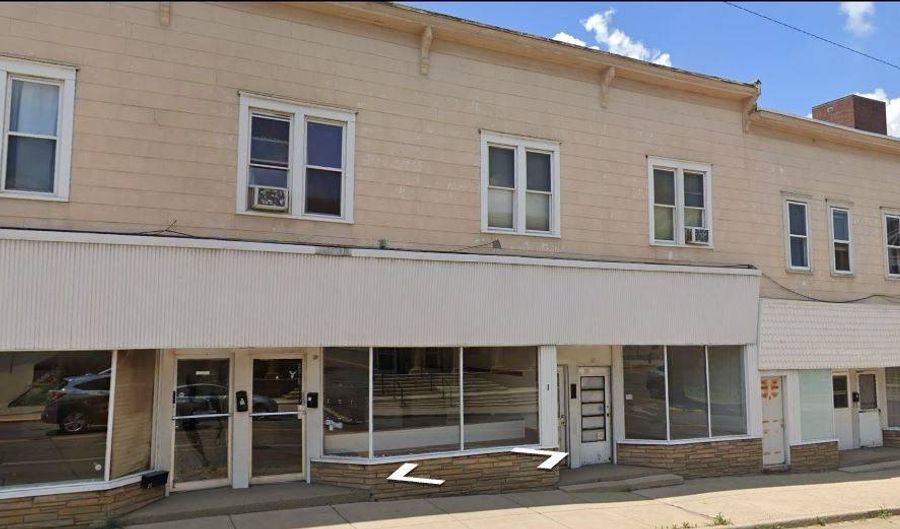 39 S Arch Ave Apt #2, Alliance, OH 44601 - 2 Beds, 1 Bath