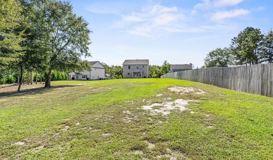 22 Shoal Ct, Camden, SC 29020 - 5 Beds, 3 Bath