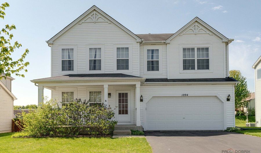 1094 Holly Dr, Antioch, IL 60002 - 4 Beds, 3 Bath
