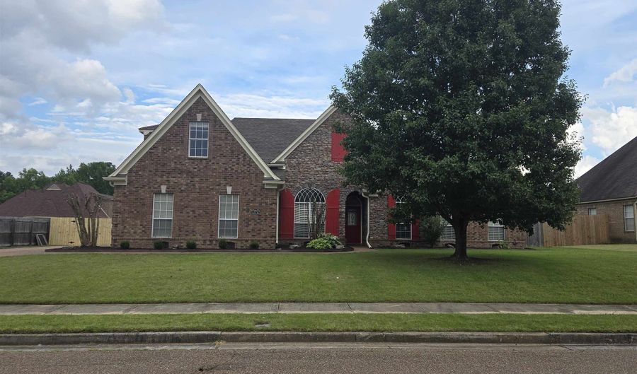 5186 GUFFIN Rd, Bartlett, TN 38135 - 4 Beds, 3 Bath