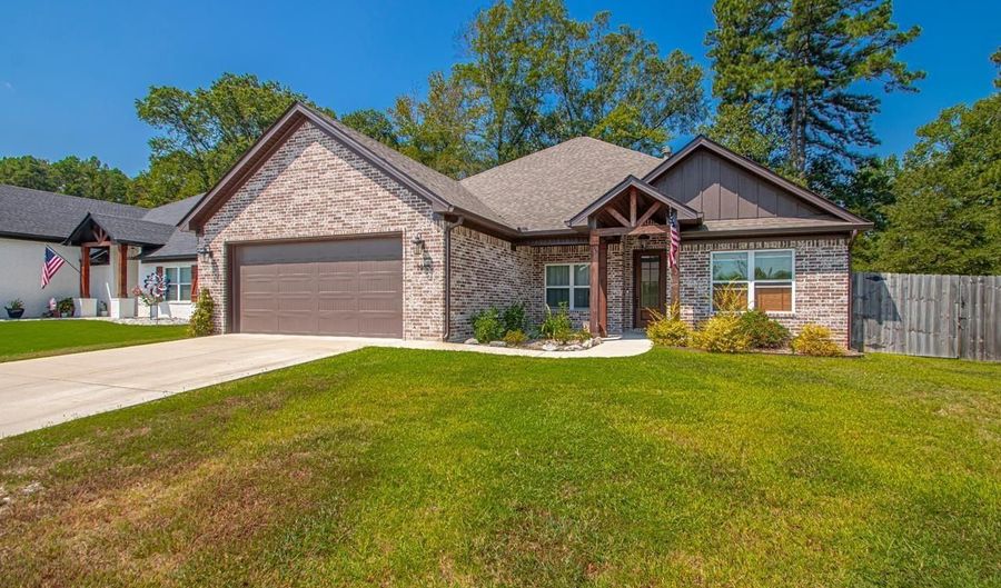 1465 Woolridge Drive Dr, Benton, AR 72019 - 4 Beds, 3 Bath