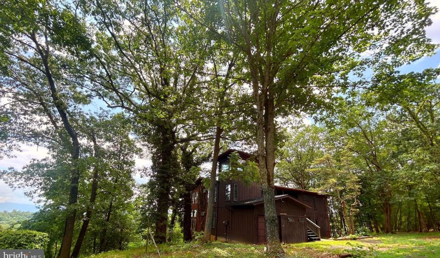 53 LEIGH Ct, Basye, VA 22810 - 5 Beds, 3 Bath
