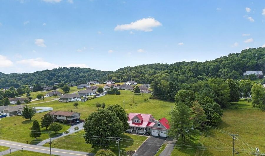 20274 Vances Ml, Abingdon, VA 24211 - 4 Beds, 3 Bath