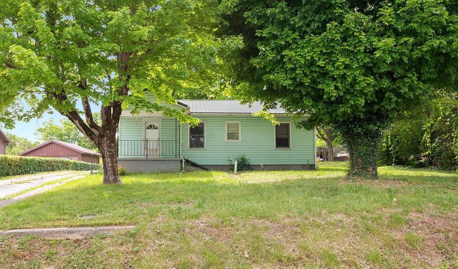 110 Hammonds Rd, Athens, TN 37303 - 3 Beds, 1 Bath