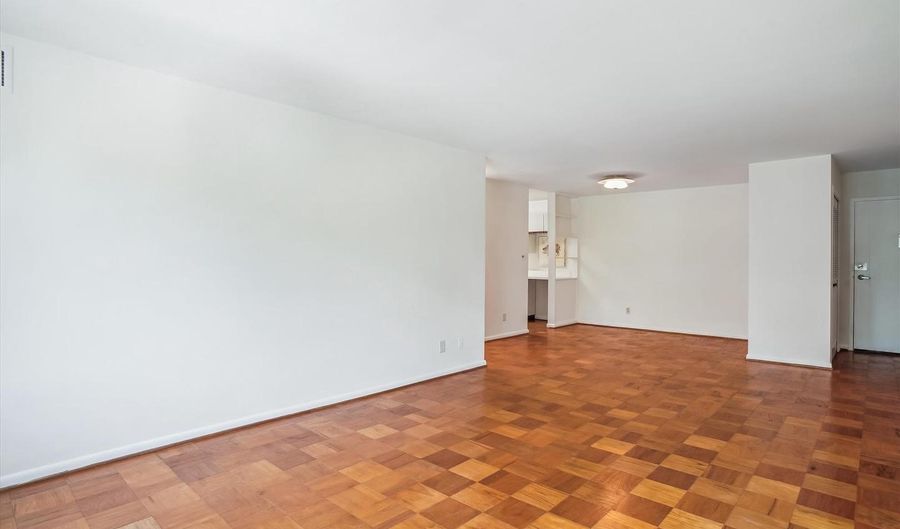 4977 BATTERY Ln #1-319, Bethesda, MD 20814 - 1 Beds, 1 Bath