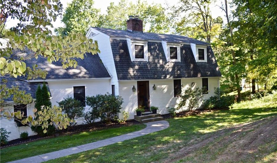 1154 Old Coach Xing, Suffield, CT 06078 - 3 Beds, 3 Bath