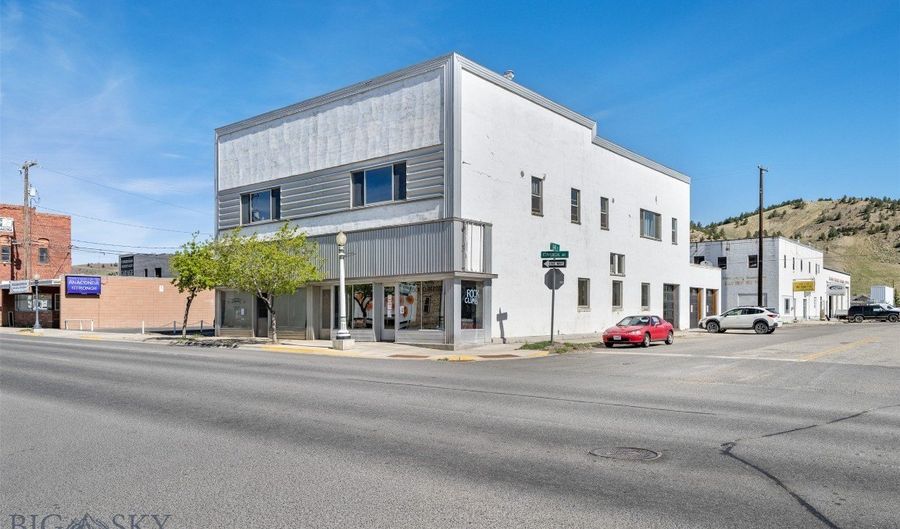 124 E Commercial Ave, Anaconda, MT 59711 - 4 Beds, 6 Bath
