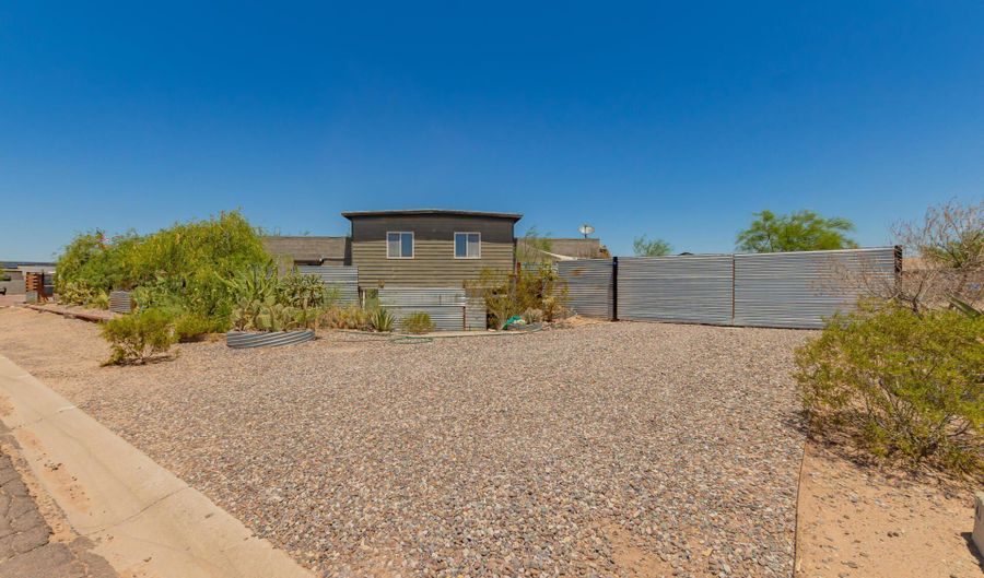 14771 S AVALON Rd, Arizona City, AZ 85123 - 2 Beds, 2 Bath