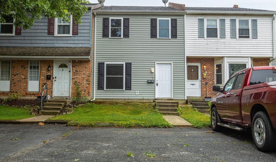 46 VILLAGE Dr, Dover, DE 19904 - 3 Beds, 2 Bath