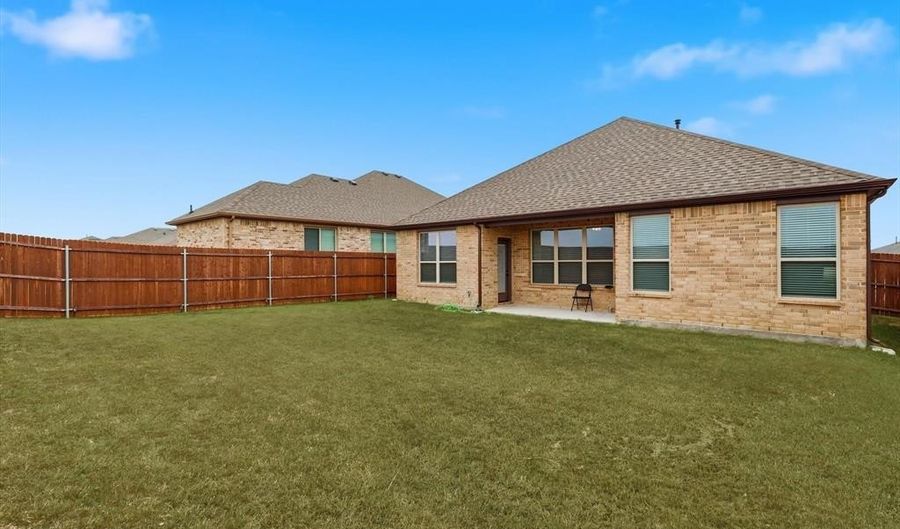 1057 Nighthawk Trl, Alvarado, TX 76009 - 3 Beds, 2 Bath