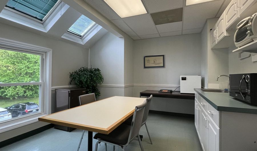 19 Kilton Rd, Bedford, NH 03110 - 0 Beds, 0 Bath