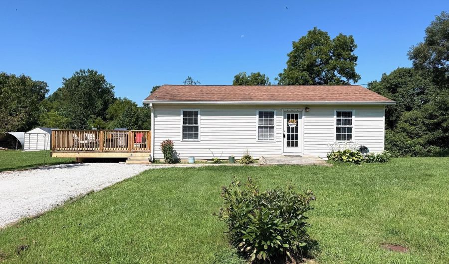 3313 Coveyville Rd, Bedford, IN 47421 - 3 Beds, 1 Bath