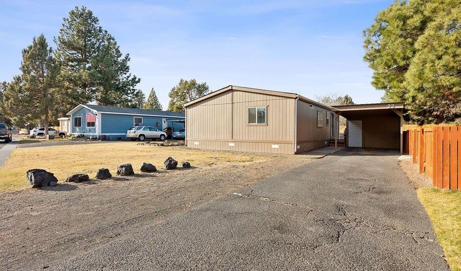 61445 SE 27th 22, Bend, OR 97702 - 3 Beds, 2 Bath