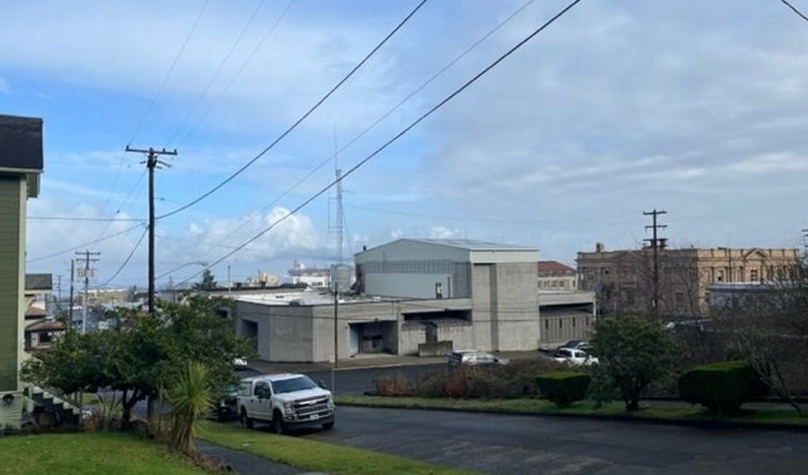 451 6th St, Astoria, OR 97103 - 0 Beds, 0 Bath