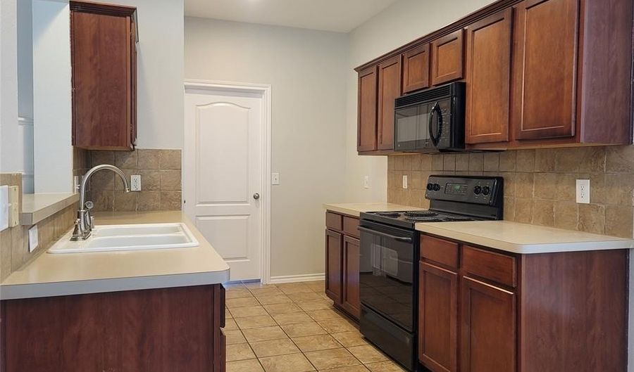 806 Bens Dr, Anna, TX 75409 - 4 Beds, 2 Bath
