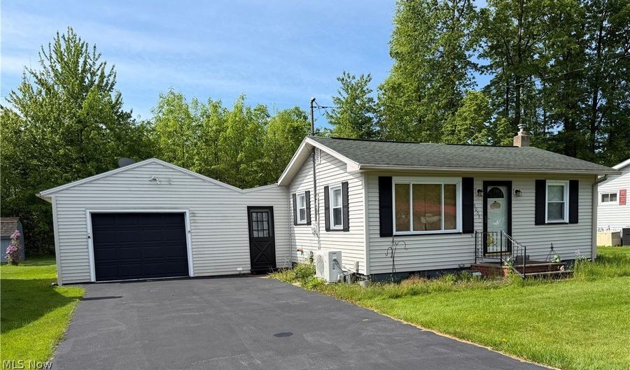 6056 Ivan Rd, Ashtabula, OH 44004 - 2 Beds, 1 Bath