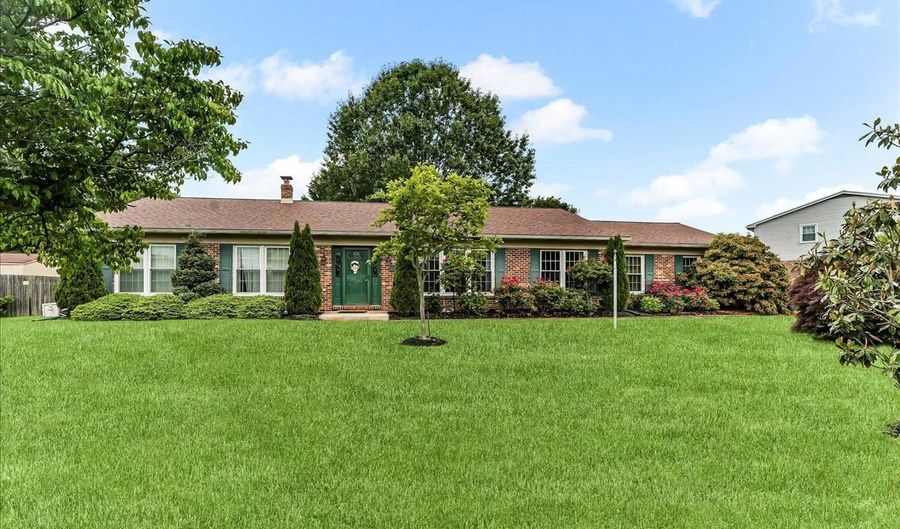 228 BENJAMIN Blvd, Bear, DE 19701 - 3 Beds, 3 Bath