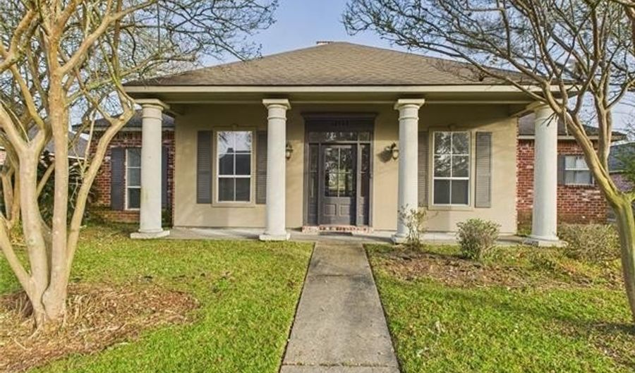 12563 STUTGART Ave, Baton Rouge, LA 70816 - 4 Beds, 3 Bath