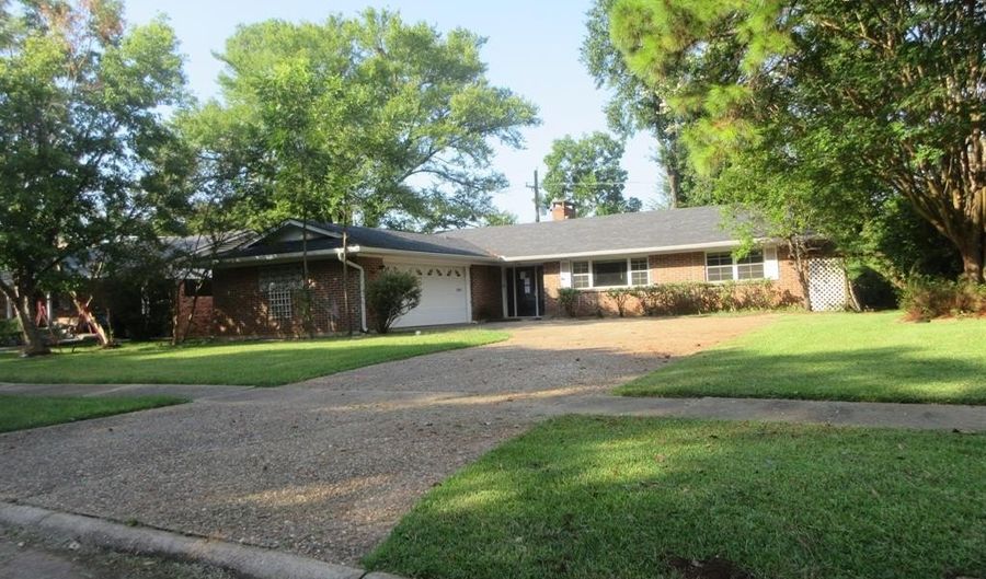 6210 Kathy Ln, Shreveport, LA 71105 - 3 Beds, 2 Bath