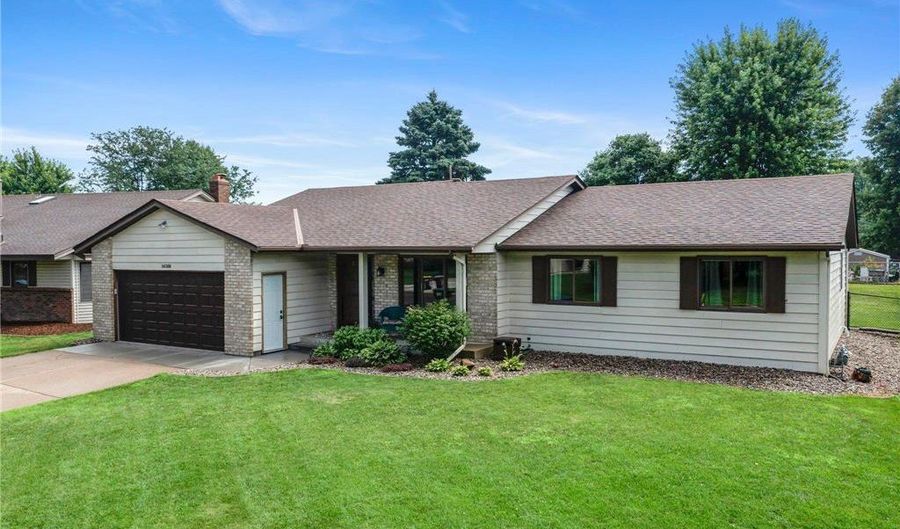 14386 Ebony Ln, Apple Valley, MN 55124 - 3 Beds, 4 Bath