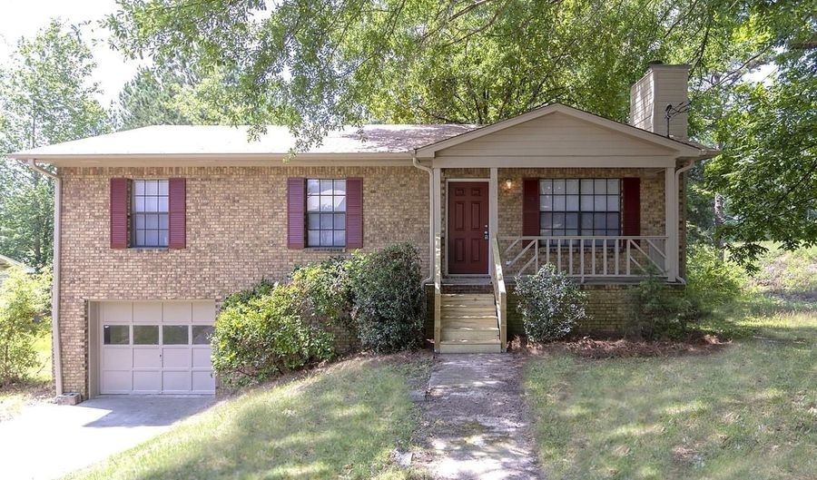 203 WINTERHAVEN Dr, Alabaster, AL 35007 - 3 Beds, 2 Bath