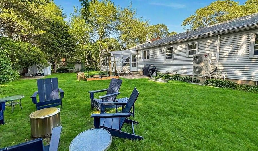 65 Bayberry Ln, East Greenwich, RI 02818 - 3 Beds, 1 Bath