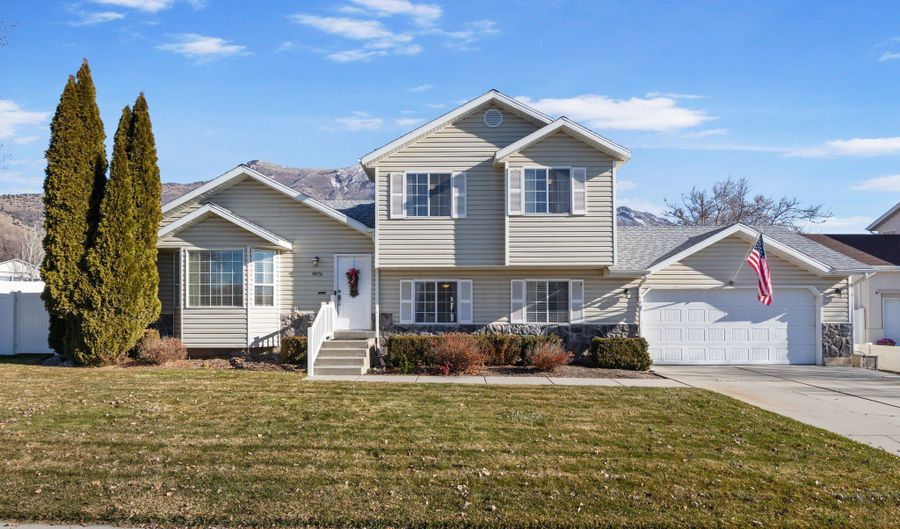 9976 N OAK Rd W, Cedar Hills, UT 84062 - 5 Beds, 3 Bath