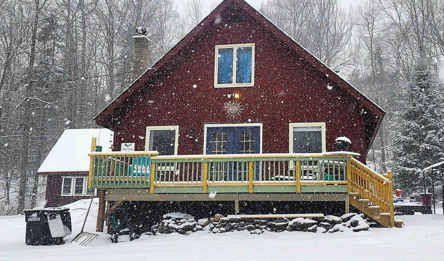 2029 N Hill Rd, Andover, VT 05143 - 5 Beds, 1 Bath