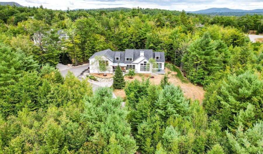 619 Grandview Rd, Conway, NH 03860 - 3 Beds, 3 Bath