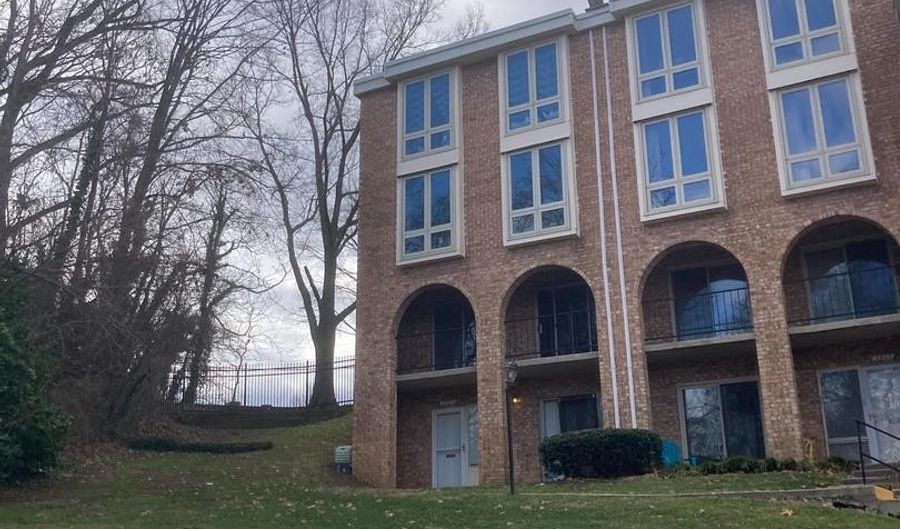 2601 WAGON Dr #362, Alexandria, VA 22303 - 2 Beds, 2 Bath