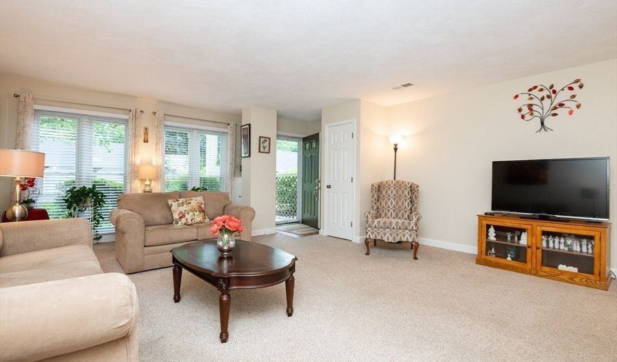 75 Page Rd 9, Bedford, MA 01730 - 1 Beds, 2 Bath