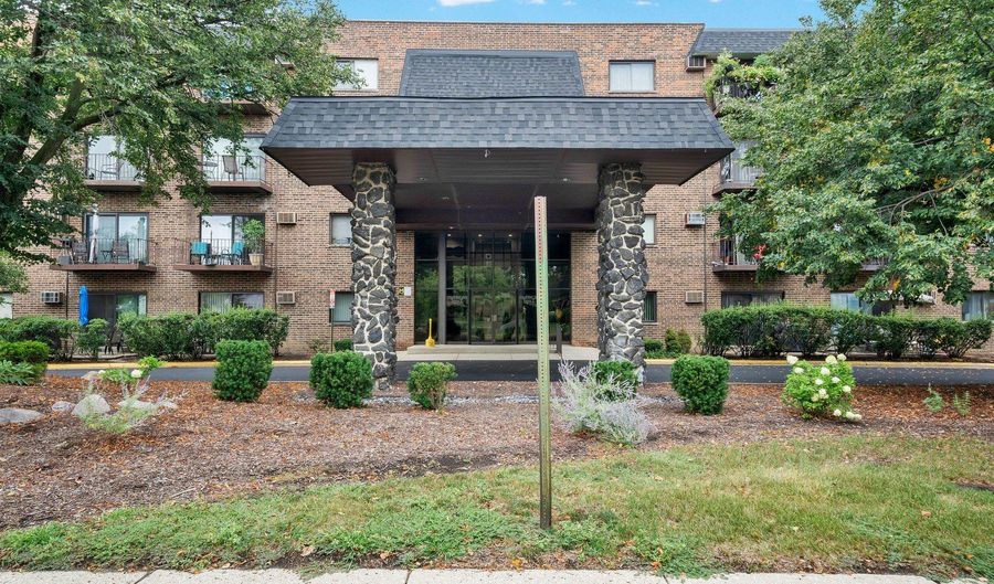 239 N Mill Rd 217, Addison, IL 60101 - 2 Beds, 1 Bath