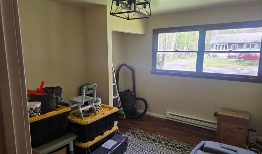 13 Pinetree Rd, Albrightsville, PA 18210 - 3 Beds, 1 Bath
