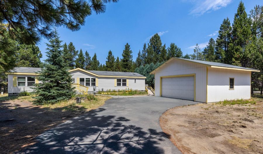 17472 Curlew Dr, Bend, OR 97707 - 3 Beds, 2 Bath