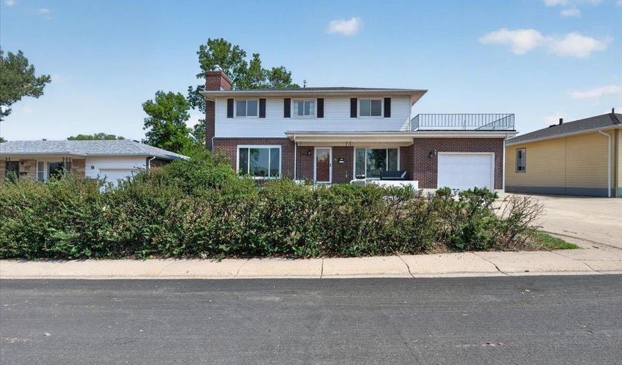 4508 E 8TH St, Cheyenne, WY 82001 - 5 Beds, 3 Bath