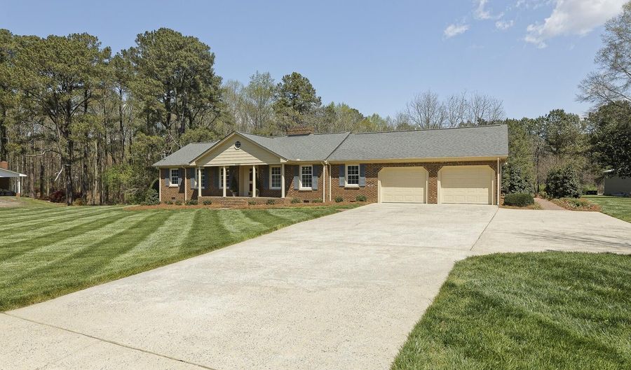 6585 Dwight Rowland Rd, Willow Spring, NC 27592 - 3 Beds, 2 Bath